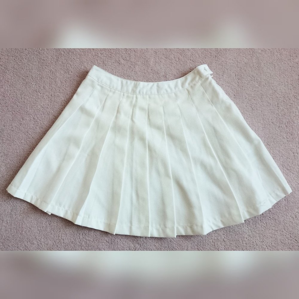 Striped Crochet Trim T-Shirt + White Pleated Mini Skirt Set - Picture 11 of 16